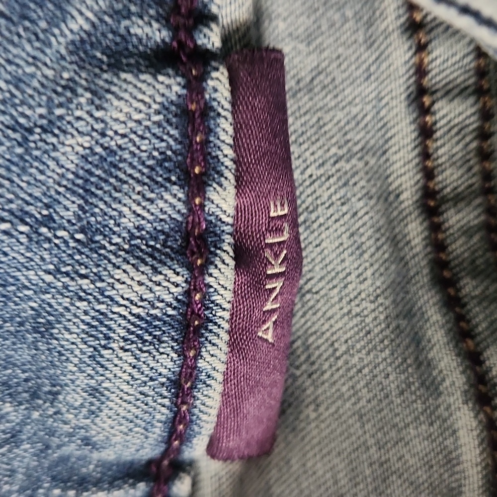 NYDJ Straight Leg Ankle Jean Medium Wash 24w - Picture 4 of 9